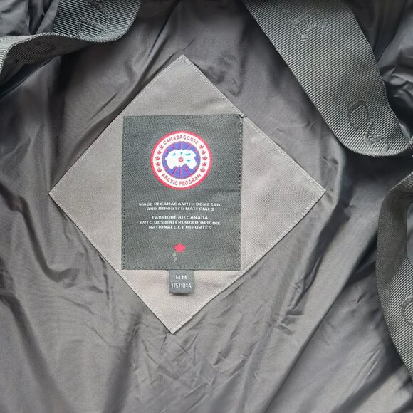 Canada Goose Men's Down Jacket - Picture 12 of 12